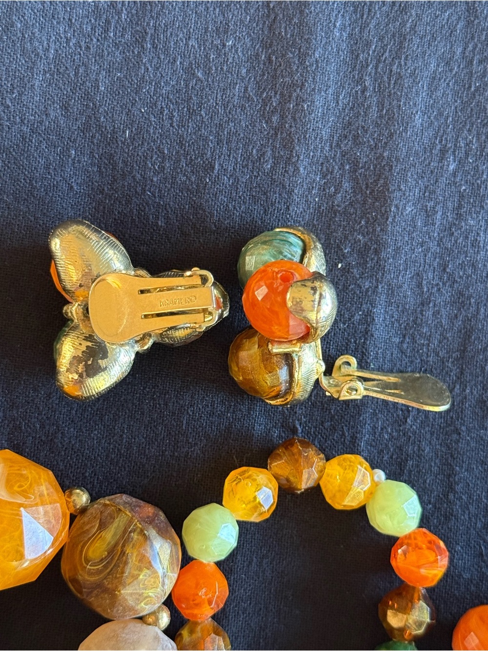 Vintage Kramer Jewelry Set Autumn Swirl Chunky Beads 2 Necklaces & Earrings Set - Picture 8 of 13